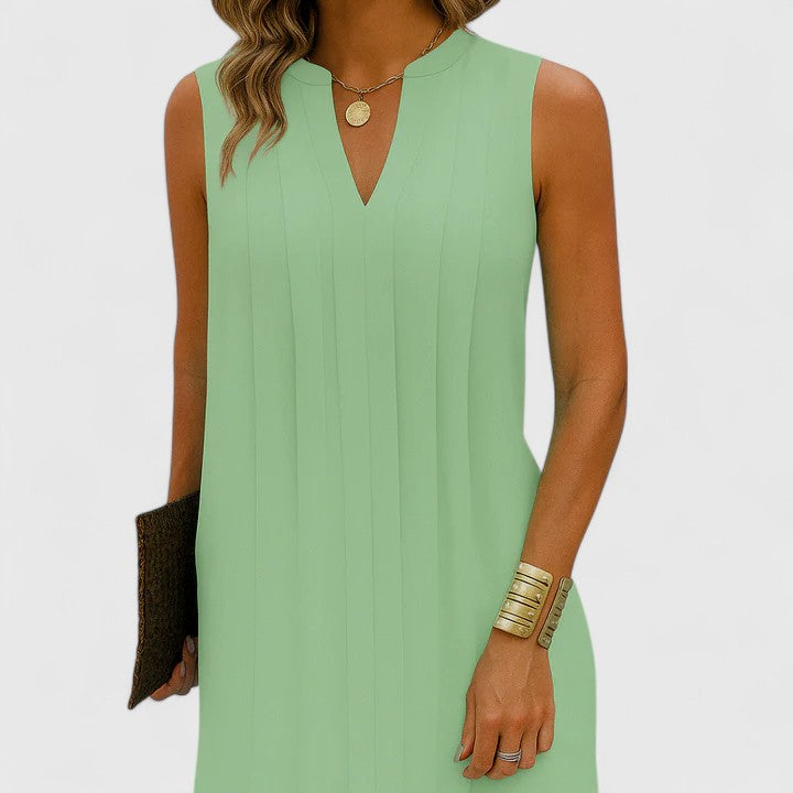 Clarhild | Elegante Flatterende Jurk Met V-Hals