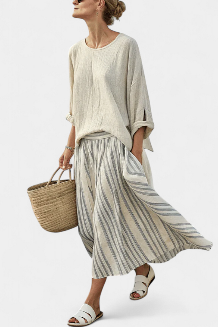 Aurcyn | Comfortabele Loose Blouse &amp; Gestreepte Midi Rok