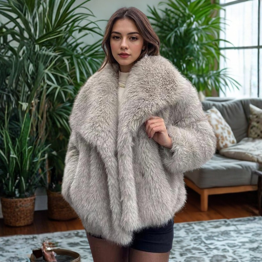 Corrine - Classy Lange Mouwen Kraag Fuzzy Jas