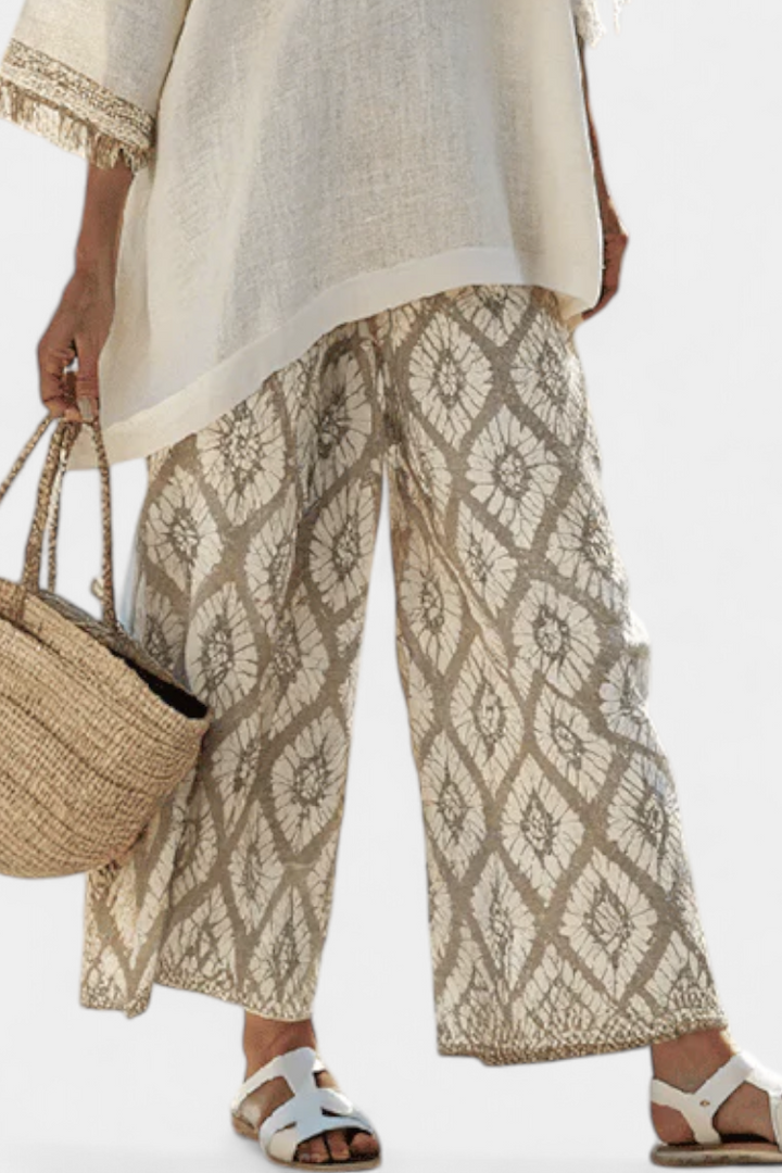 Alverra | Verfijnde Top &amp; Casual Broek Set