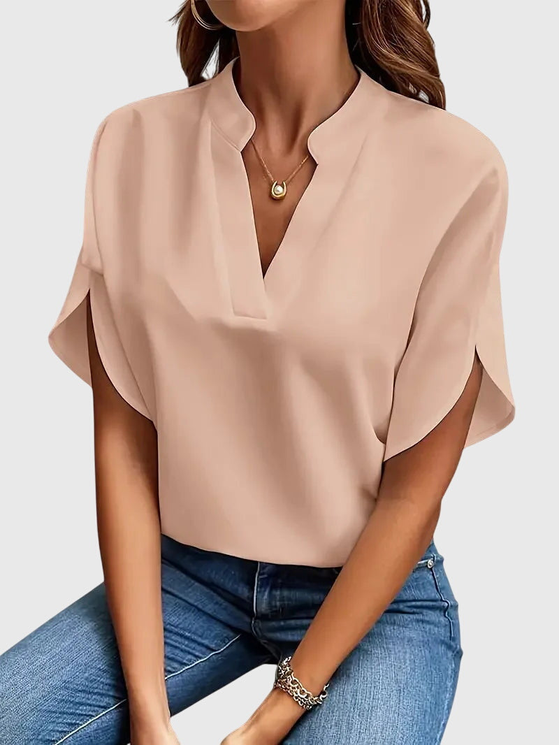 Beatrix | Zachte en Elegante V-Hals Shirt