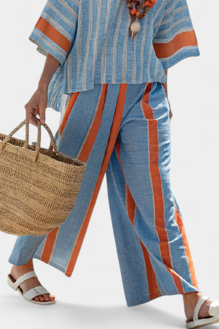 Velmere | Verfijnde Terracotta Gestreepte Top &amp; Linnen Broek