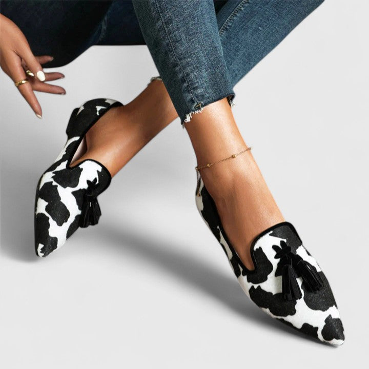 Dhreika | Slim Fit Loafers