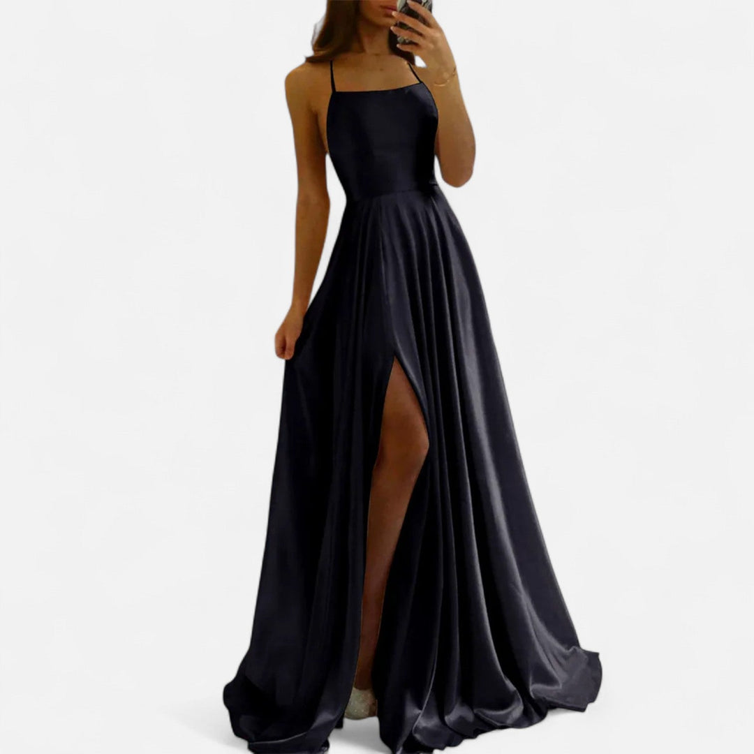 Margaret | Dames Moderne Pas Satin Split Maxi Jurk