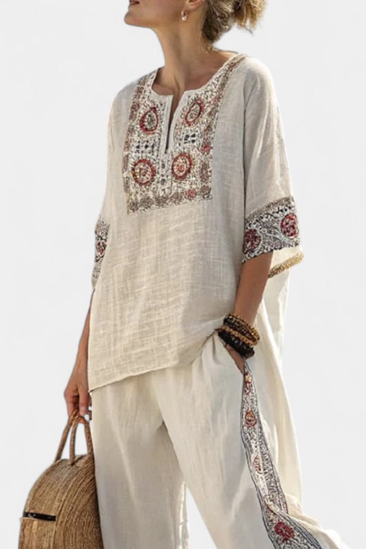 Tameric | Verfijnde Geborduurde Rauwe Blouse &amp; Wijde Broek